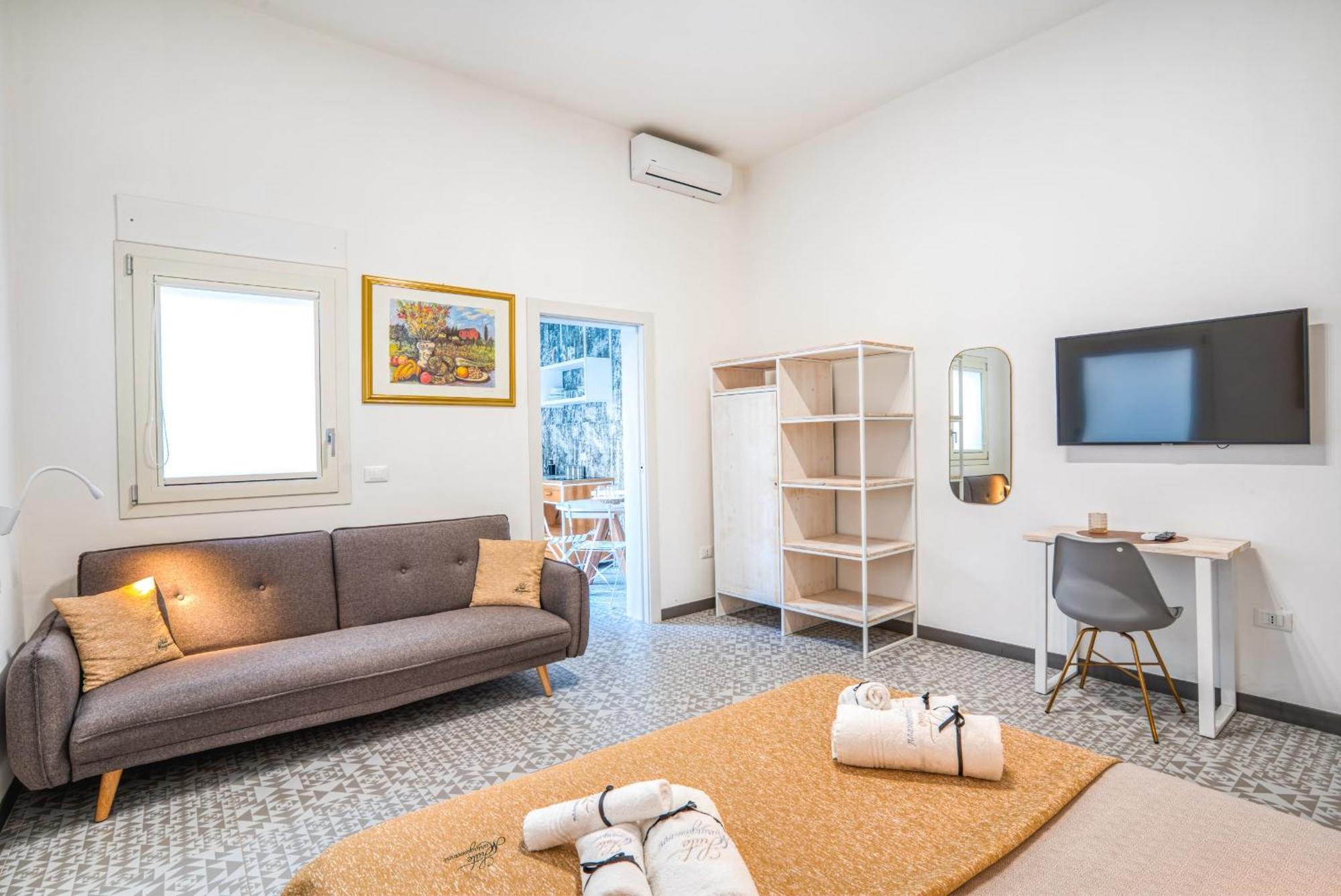 Suite Mariagiovanni Lecce Exterior foto